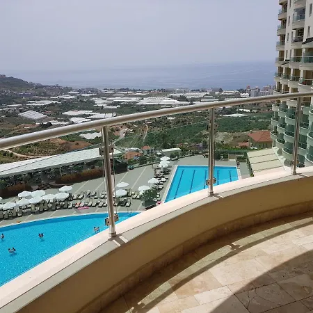Apart-hotel Goldcity 2 Bedroom *