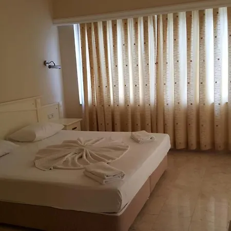 Apartmanhotel Goldcity 2 Bedroom *